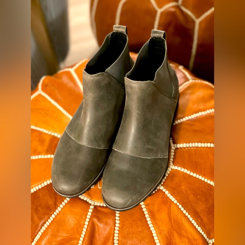 Sorel Evie Slip On Wedge Booties